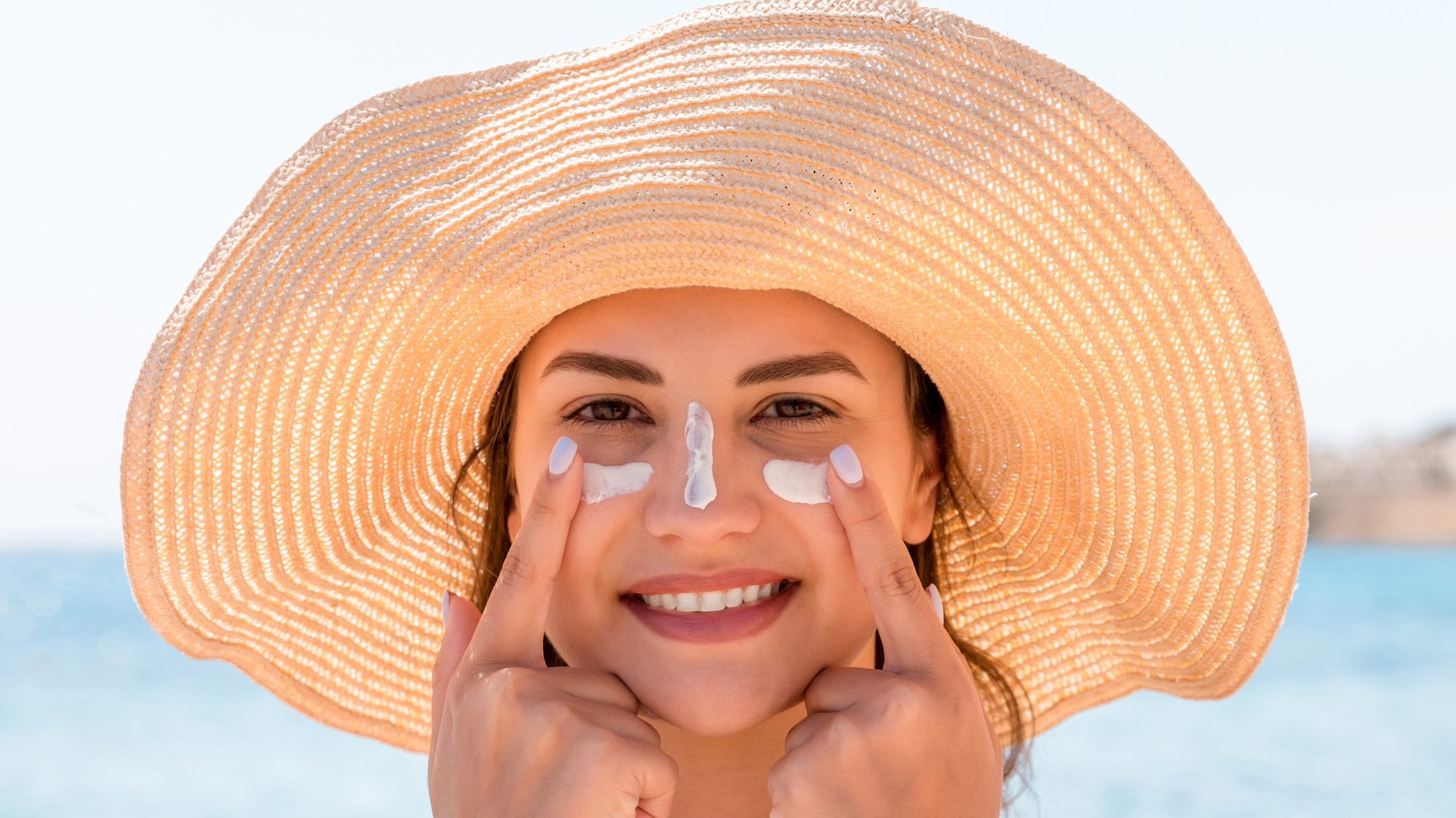 Why Your Summer Glow Fades by July — and How to Bring It Back with Metrin